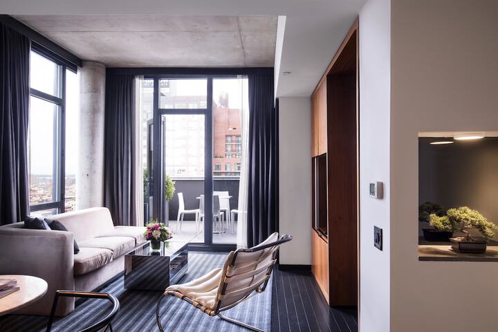 Room 21 of 63