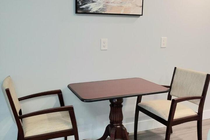 Stunning Ocean View Modern 1 BDR Private Entry Suite