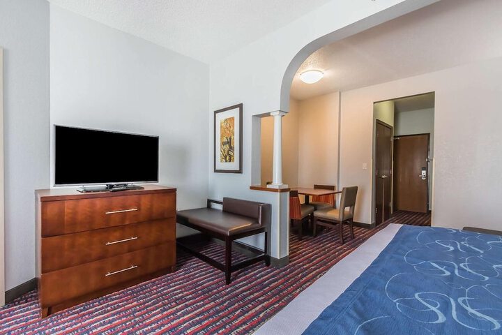 Room 38 of 73