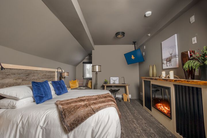 Room 15 of 25