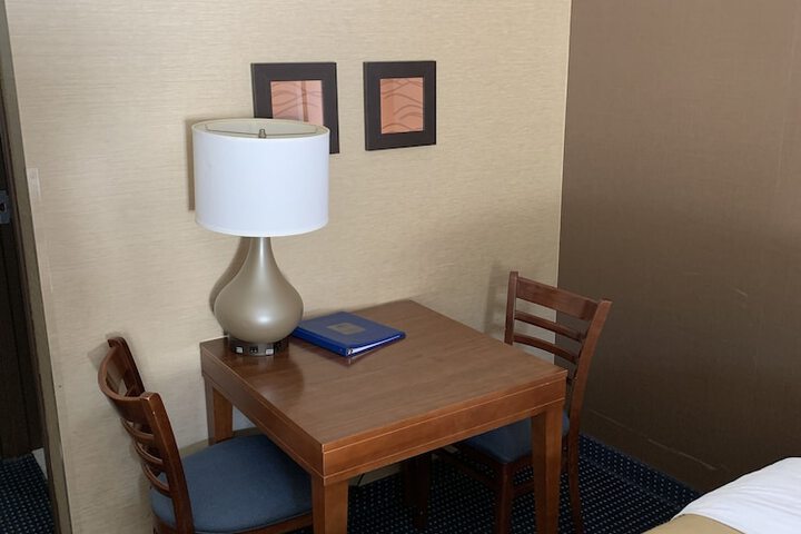 Comfort Inn Crystal Lake - Algonquin