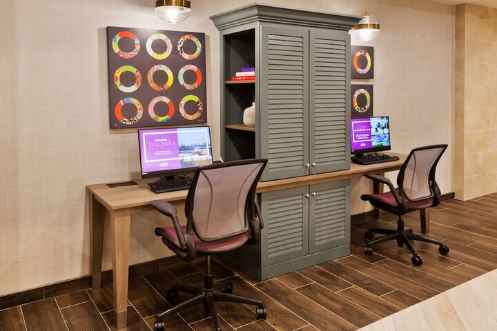 Business Center 42 of 42
