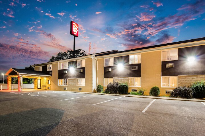 Hotel 2 of 33
