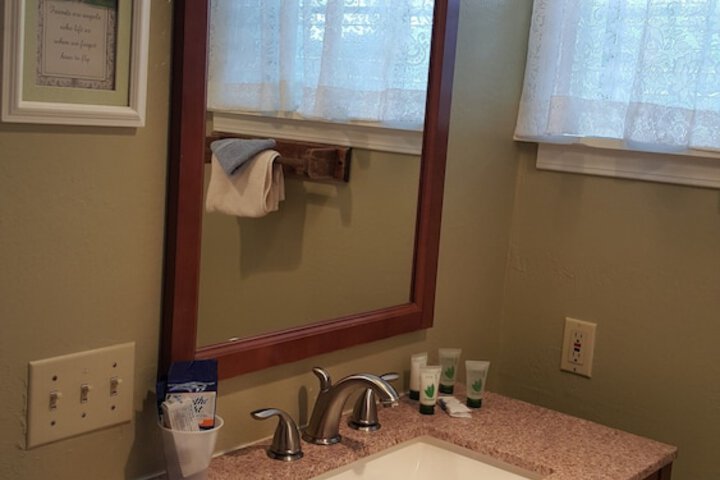 Room 20 of 35