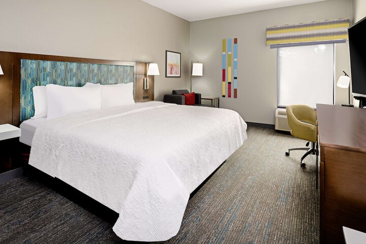 Room 52 of 74