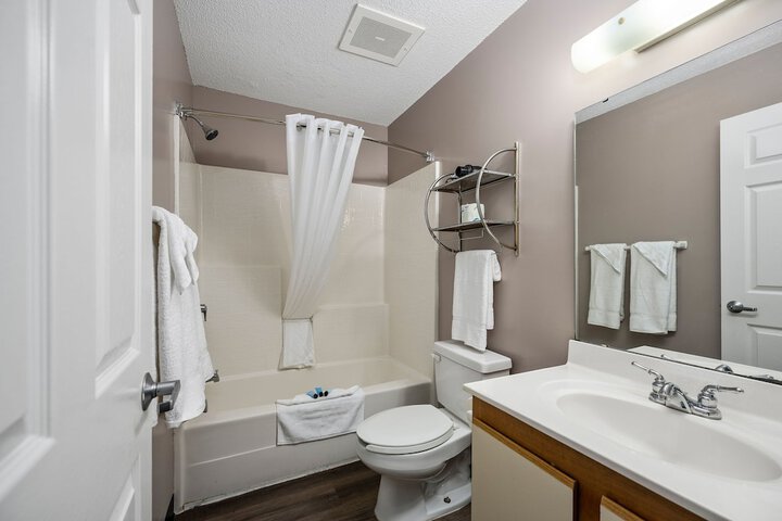 Room 15 of 30