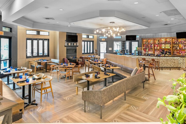 Hilton San Diego / Del Mar
