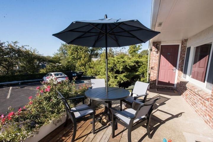 Seaglass Inn & Spa