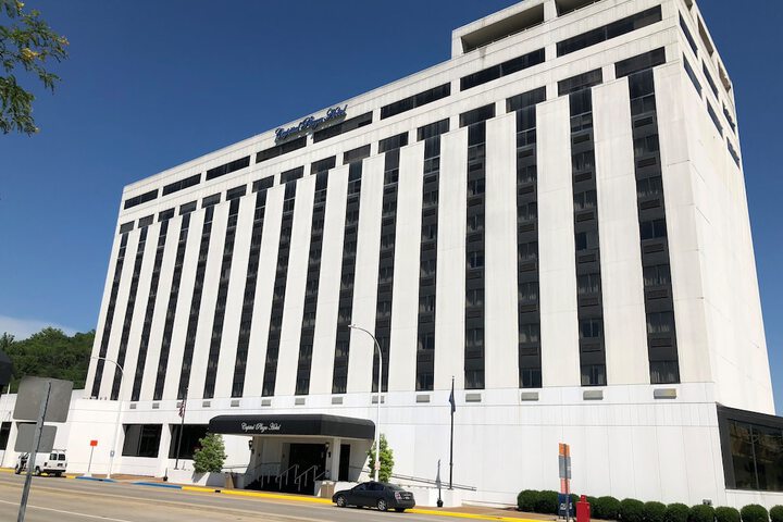 Hotel 2 of 44