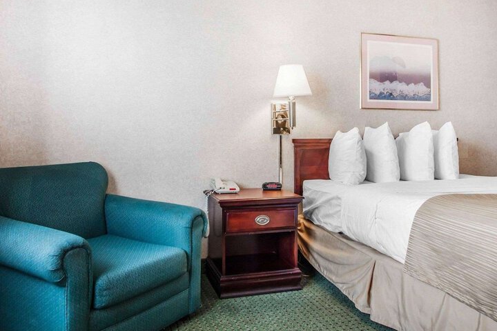 Room 19 of 28