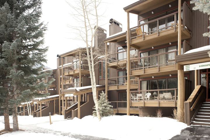 Evergreen Condominiums by Vail Resorts