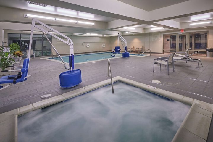 Hampton Inn & Suites Hood River