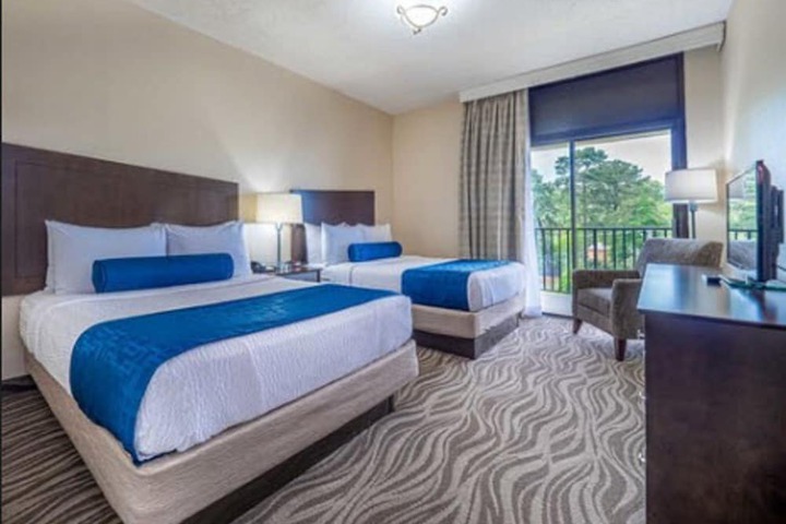 The Breakers Hotel & Suites