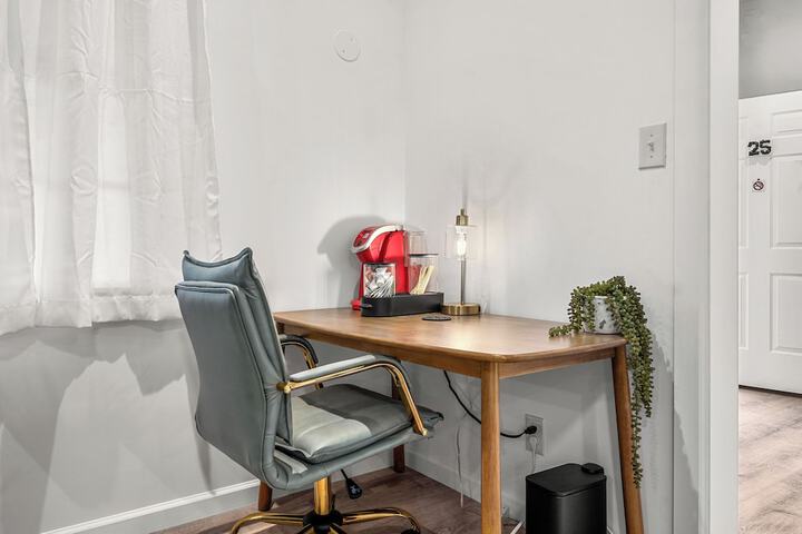 Room 90 of 181