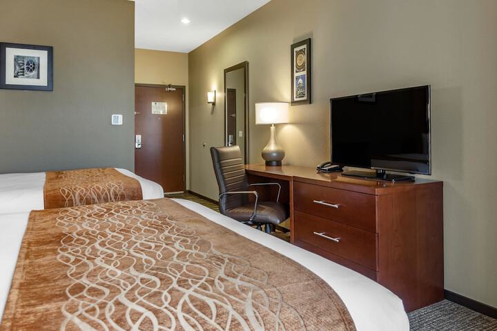 Room 36 of 61