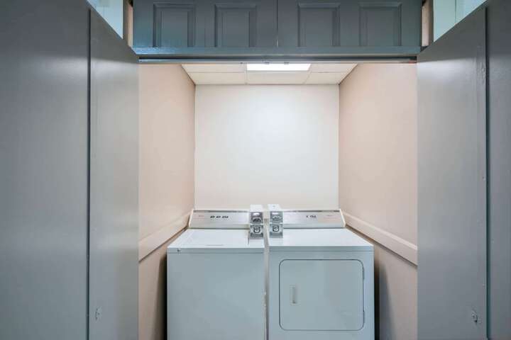 Room 6 of 25