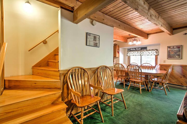 Cozy Bartlett Townhome 3 Mi to Attitash Mountain