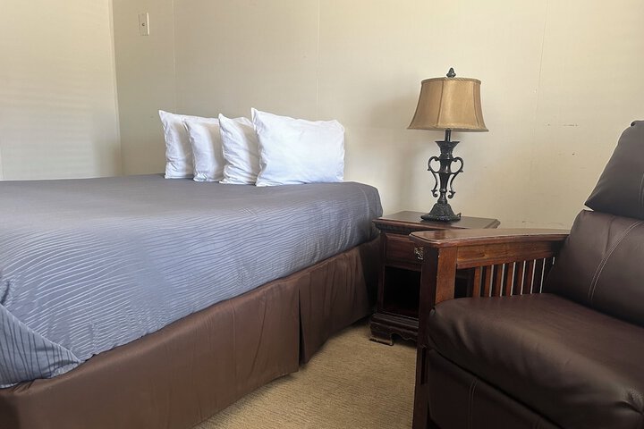 Room 5 of 25