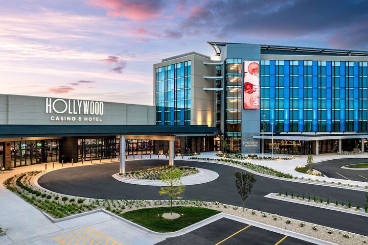 Hollywood Casino Aurora