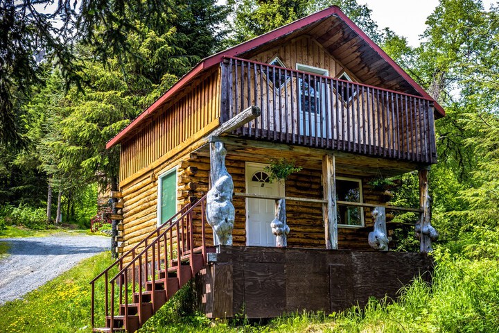 Midnight Sun Log Cabins