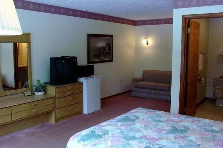 Room 38 of 95