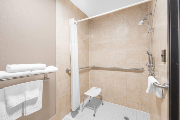 Days Inn by Wyndham Watertown