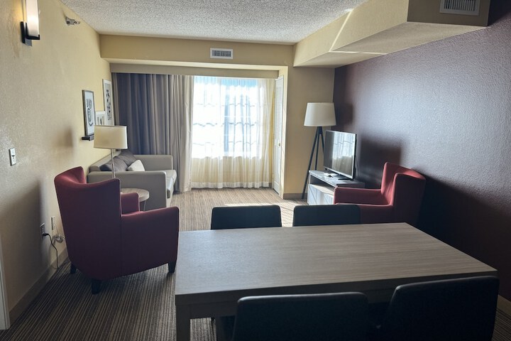Comfort Inn & Suites St. Paul Northeast