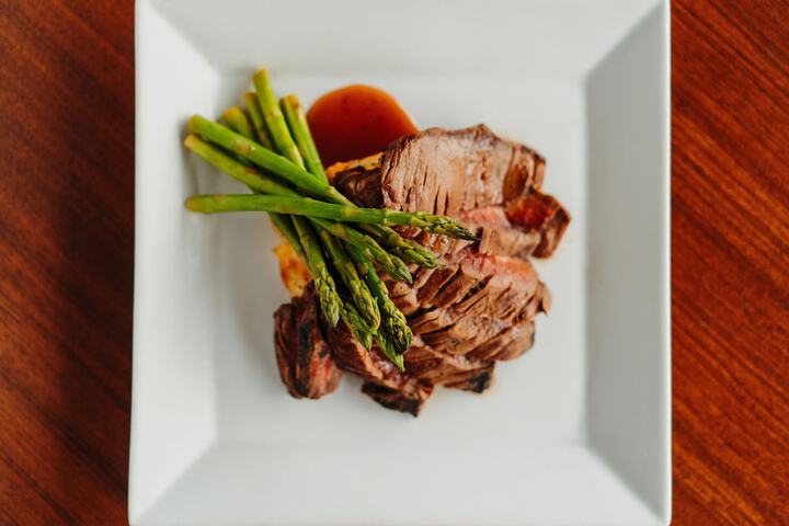 Dining 73 of 95