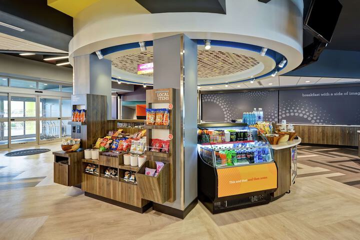 Tru by Hilton Chicopee Springfield