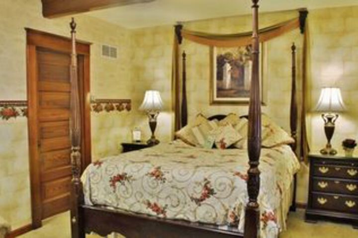 Arbor Hill Inn