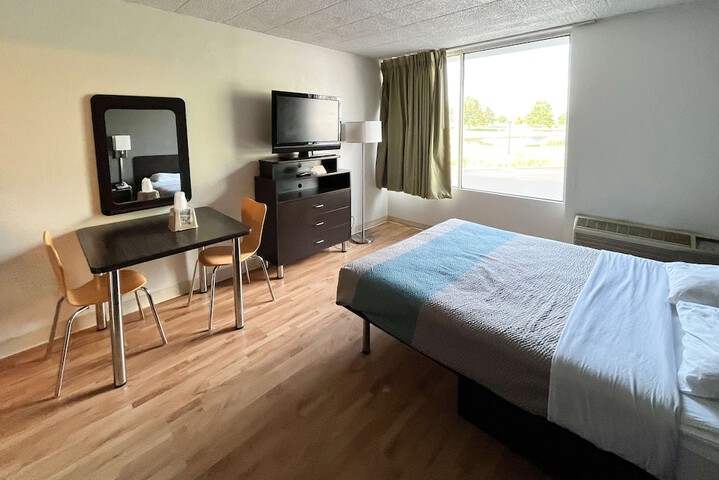Room 20 of 28