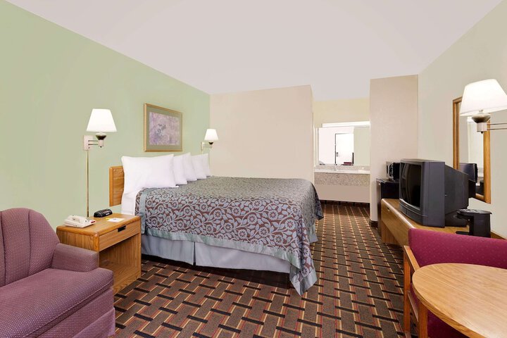 Room 26 of 26
