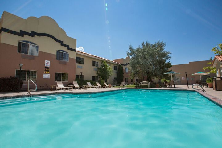 Pool 4 of 39
