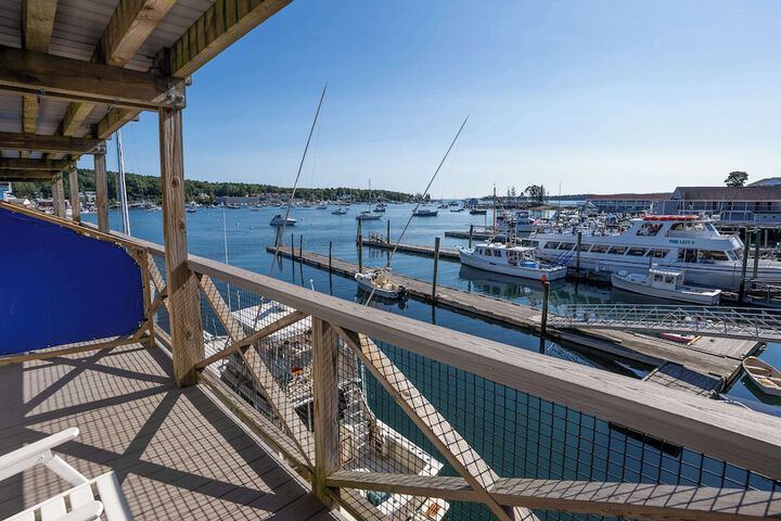 Fishermans Wharf Inn