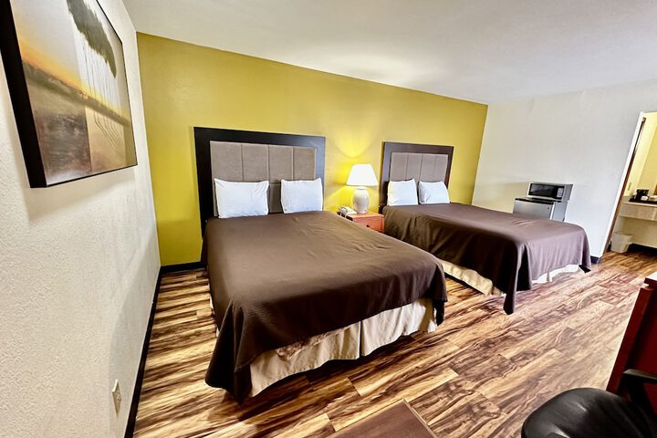Room 17 of 23