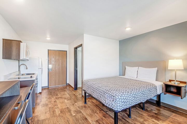 Room 17 of 42