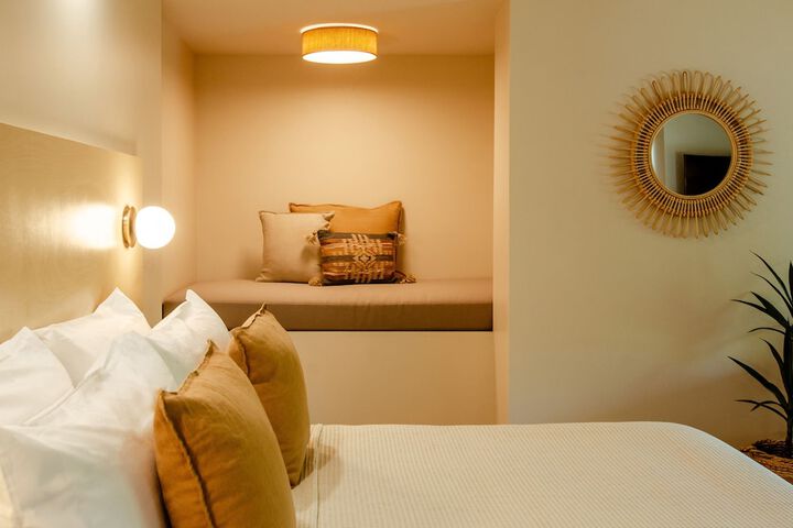 Brut Hotel