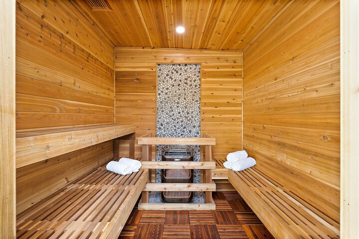 Golden Magnolia Resort & Spa