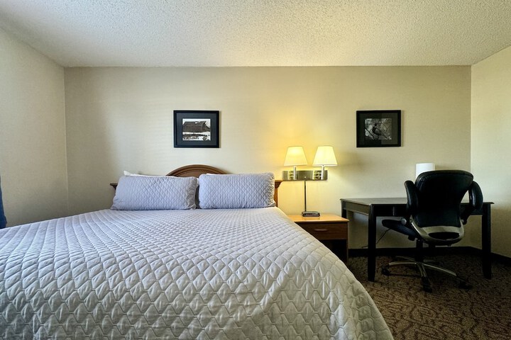 Room 20 of 29