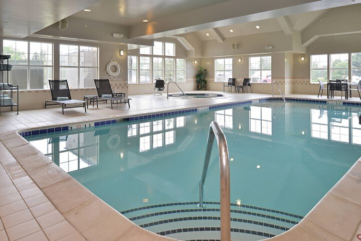 Pool 4 of 37