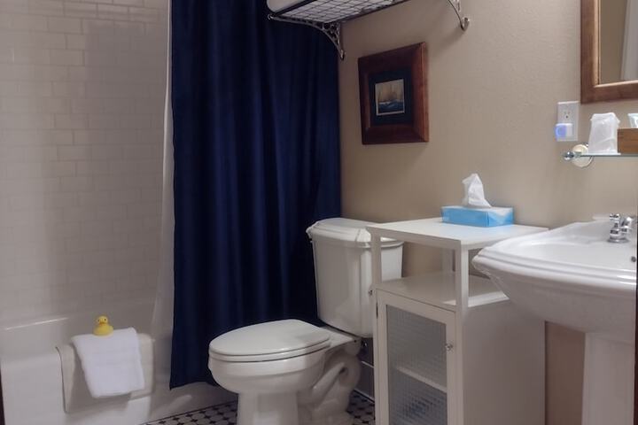 Room 26 of 46