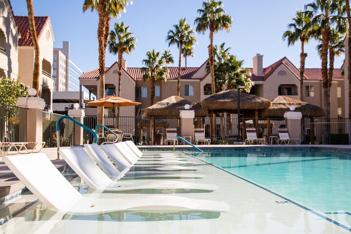 Pool 16 of 73