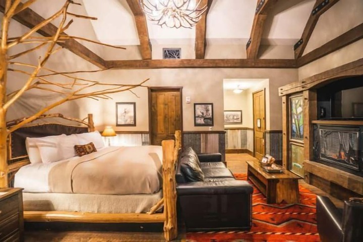 Big Cypress Lodge