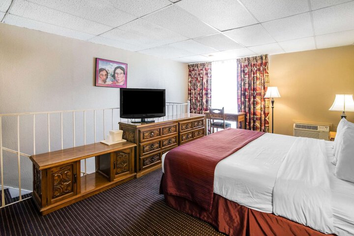 Room 36 of 52