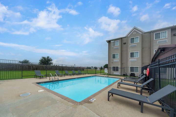 Pool 5 of 34
