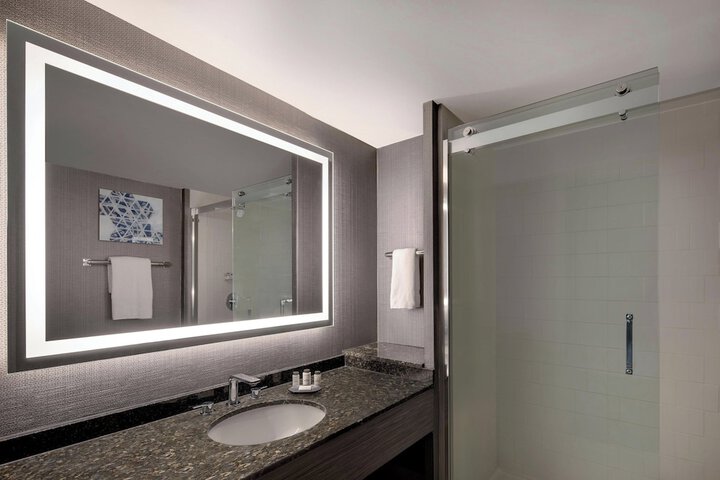 Sheraton Philadelphia Downtown