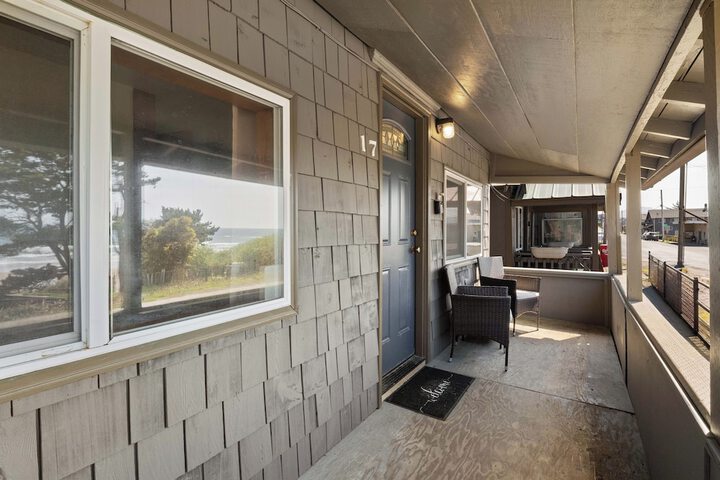 Oceanside Ocean Front Cabins