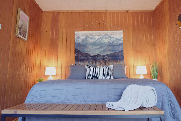 Lake Front Cabins