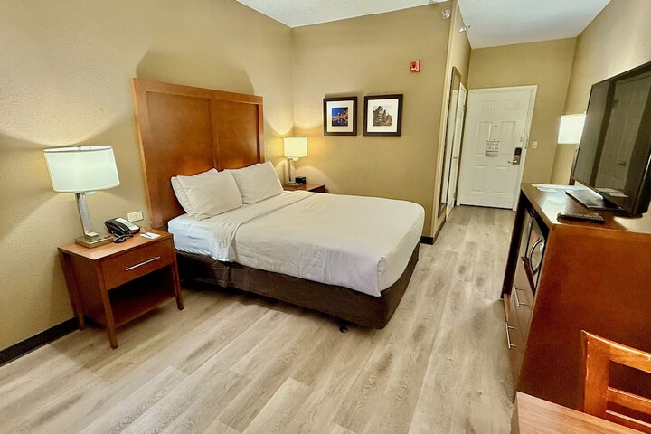 Comfort Inn Gurnee near Six Flags