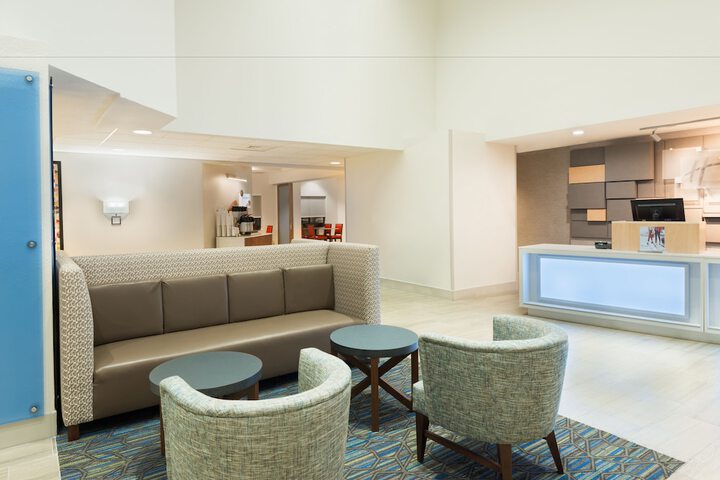Hotel 6 of 47